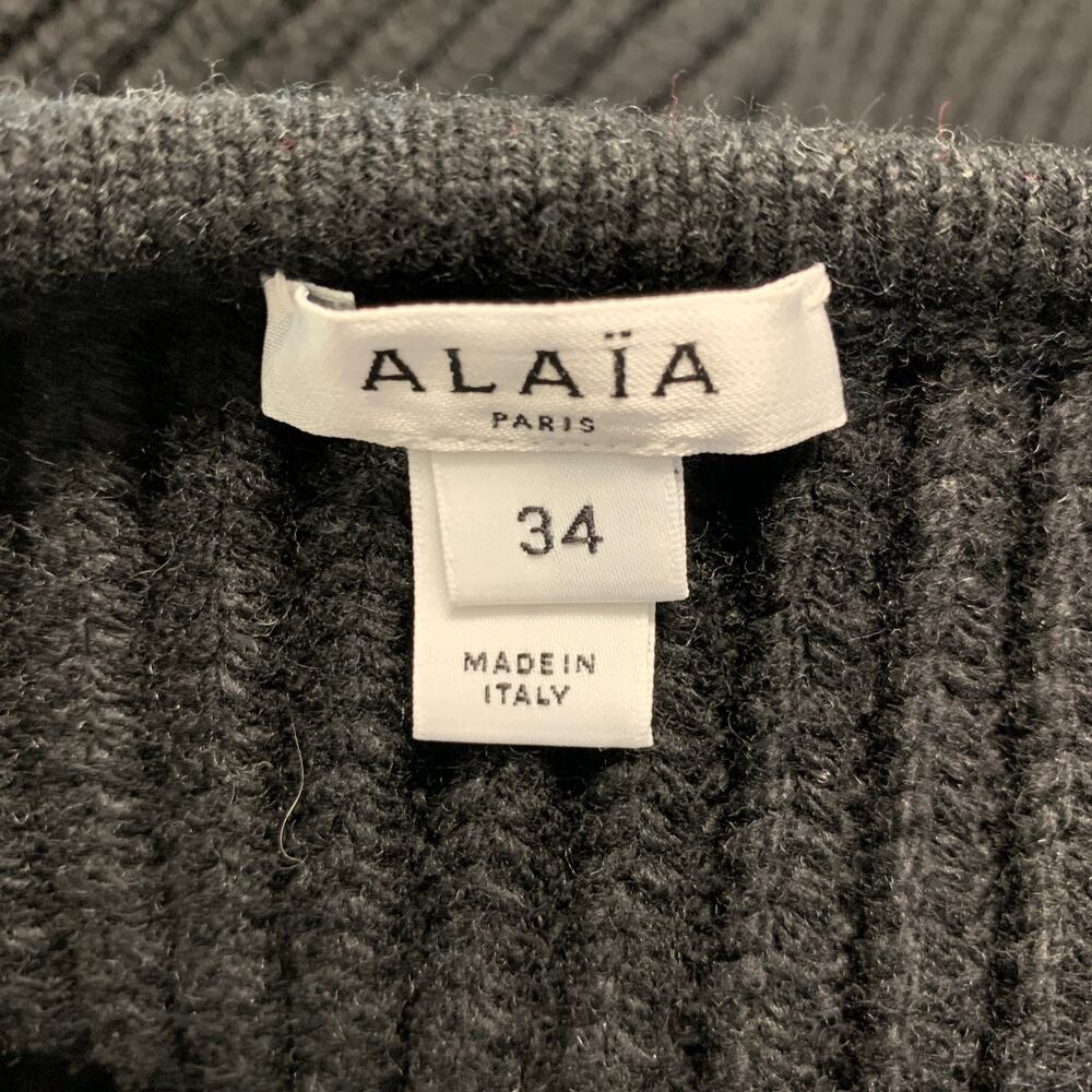 ALAIA Size 2 Black Wool Blend High Waisted Shorts - Picture 4 of 7